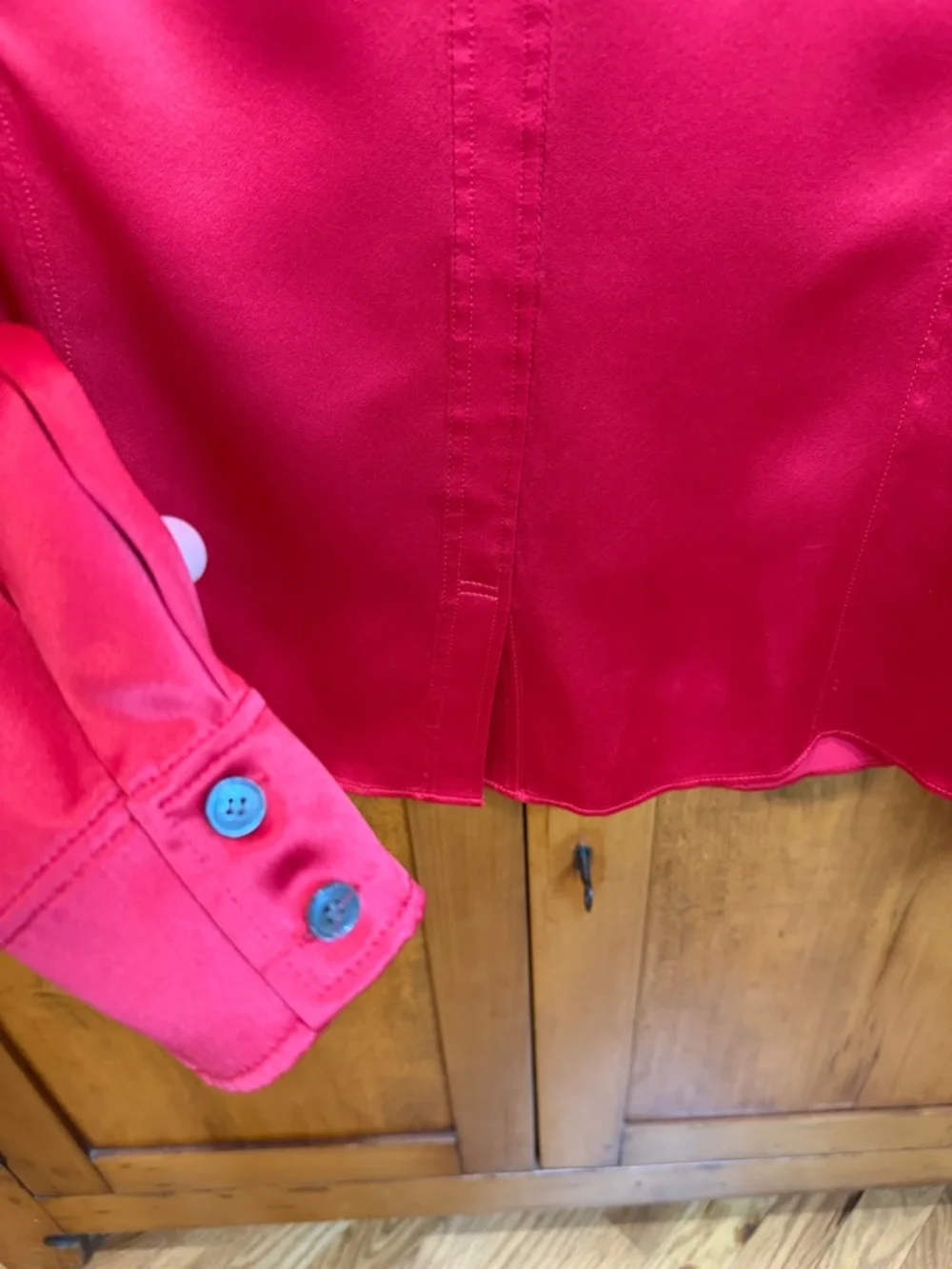 Lafayette 148 New York Stunning Red 100% Silk Pullover Blouse, 2 - Luxury, Chic - Picture 6 of 10